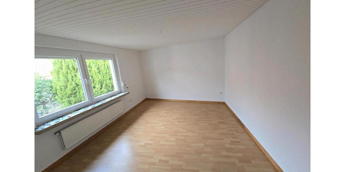 Etagenwohnung Bad Münder am Deister - 4 Zimmer, 118 m&sup2;, 770&euro; | Angebot:27571640
