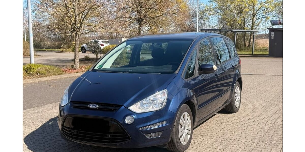 Ford S-Max 262.383 km 3.890 &euro; Neustadt 31535