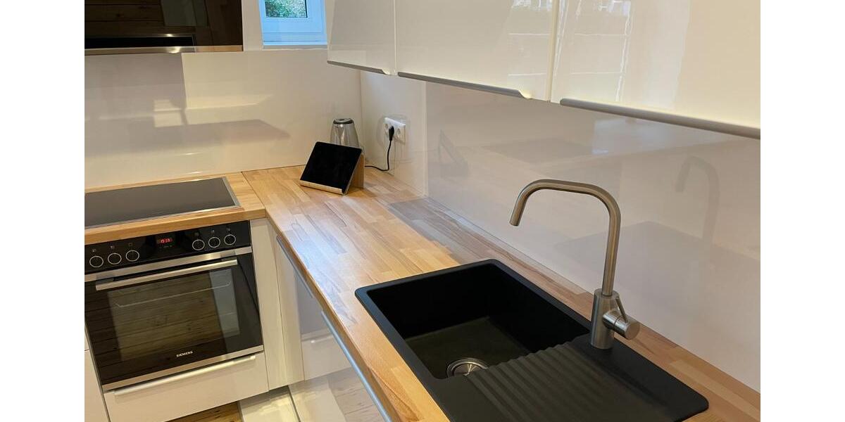 --Provisionsfrei-- Sanierte Traumwohnung - Einziehen &Wohlfühlen 2 zimmer