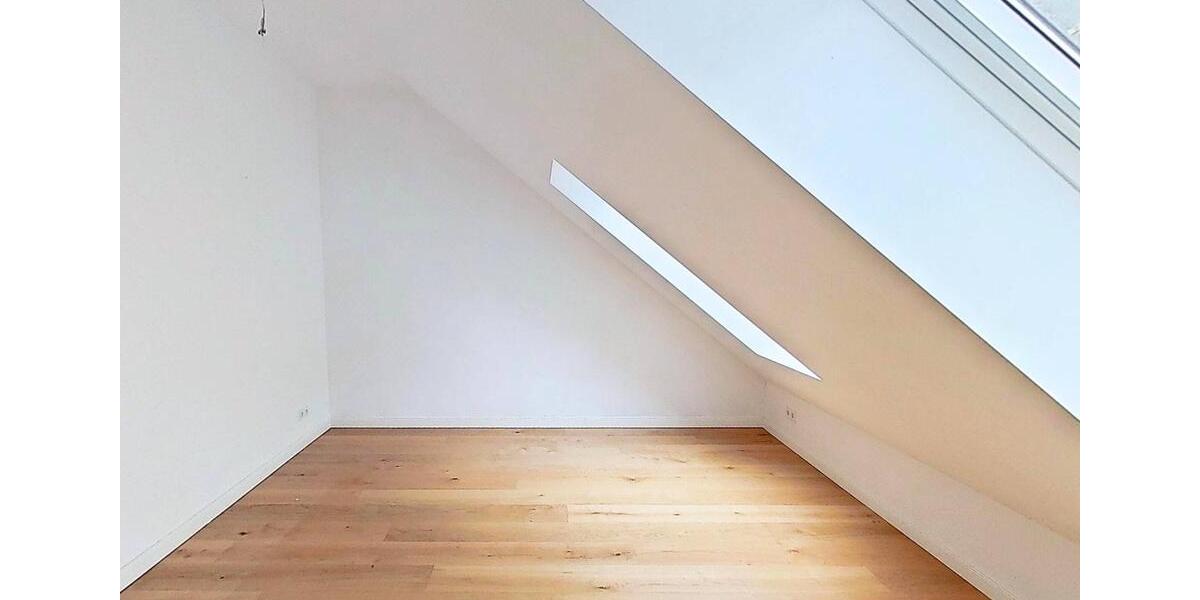 Mit Einzugsgeschenk: Stilvolle 5-Zimmer-Maisonettewohnung mit Balkon-Duo in begehrter Lage Hannover-Lister Meile 5 zimmer