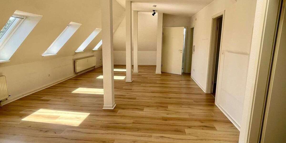 Etagenwohnung Hildesheim - 2 Zimmer, 70 m&sup2;, 595&euro; | Angebot:26496664
