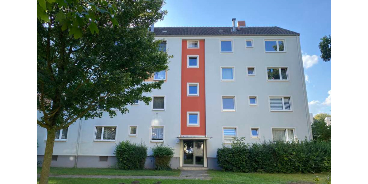 PROVISIONSFREI: Sanierte Etagenwohnung, HStöcken, Balkon, Keller 3 zimmer