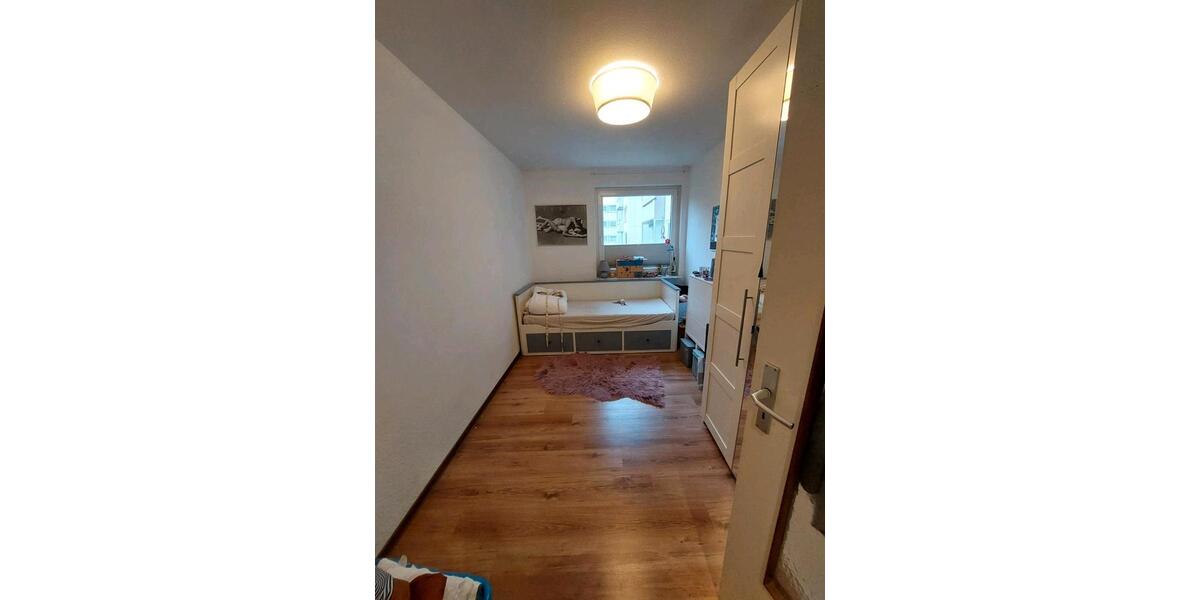 Etagenwohnung Laatzen - 3.5 Zimmer, 90 m&sup2;, 195.000&euro; | Angebot:26563331