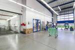 Moderne und sehr gepflegte Büro- und Produktionsimmobilie in beliebter Gewerbelage von Hildesheim zimmer