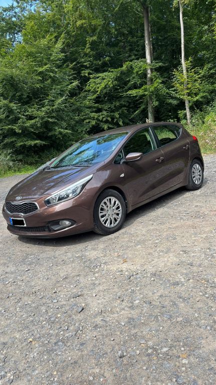 Kia ceed / Ceed 125.490 km 5.900 € Springe 31832