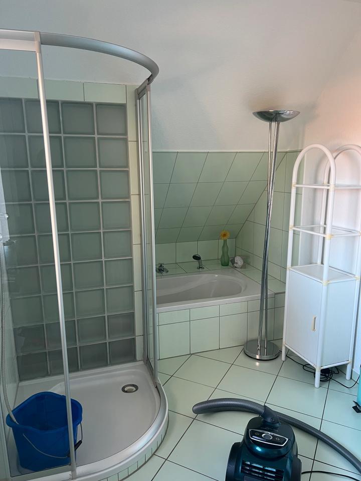 Stilvoll möbliertes Einfamilienhaus in Engelbostel (Langenhagen) zimmer