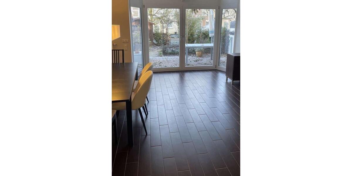 Reihenhaus Hannover Döhren-Wülfel - 5.5 Zimmer, 159 m&sup2;, 1.890&euro; | Angebot:26335857