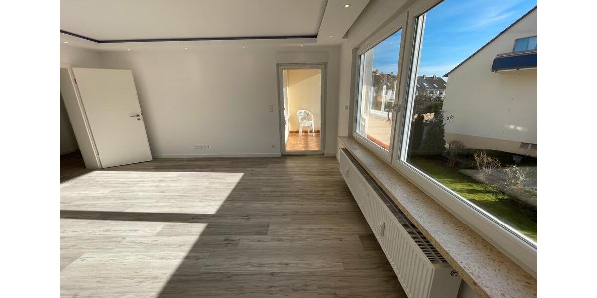 Etagenwohnung Pattensen - 3 Zimmer, 81 m&sup2;, 900&euro; | Angebot:25297396