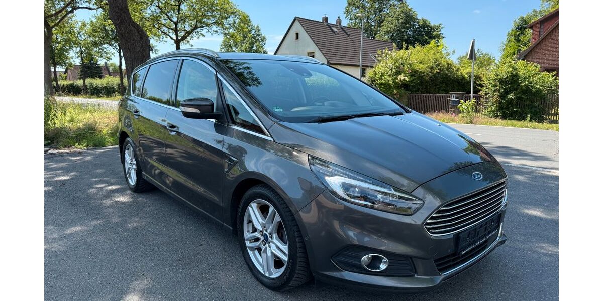 Ford S-Max 180.800 km 15.500 &euro; Neustadt 31535