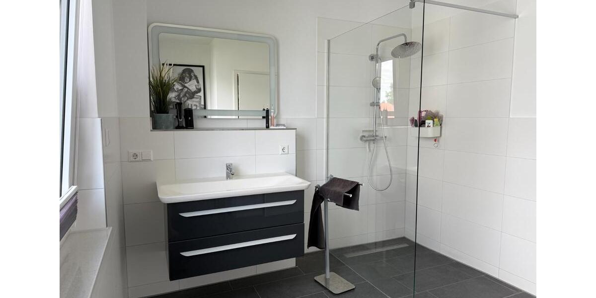 Dachgeschoßwohnung Hagenburg - 3 Zimmer, 91 m&sup2;, 319.000&euro; | Angebot:22307346