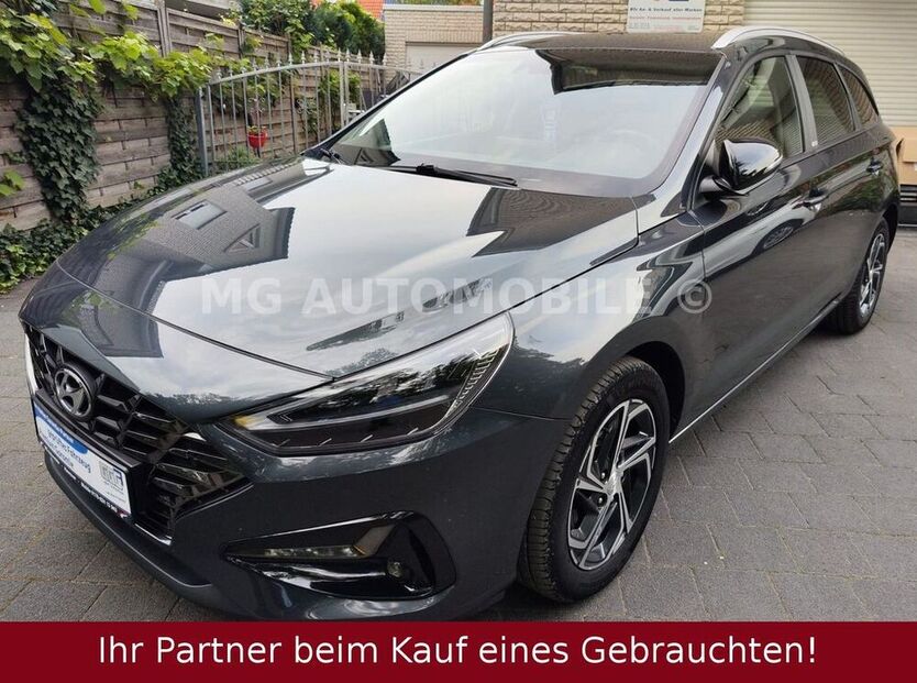 i30
