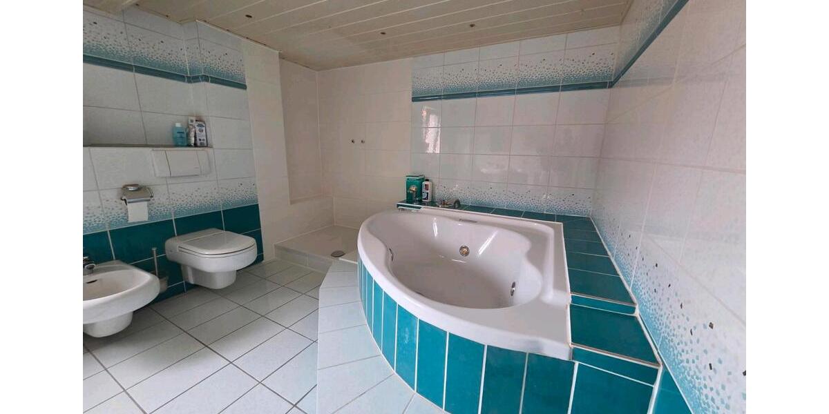 Etagenwohnung Bad Münder am Deister - 4 Zimmer, 118 m&sup2;, 770&euro; | Angebot:27571640