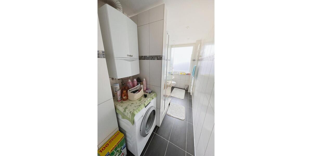 Mehrfamilienhaus mit 10 Wohnungen und Gewerbeeinheit zimmer