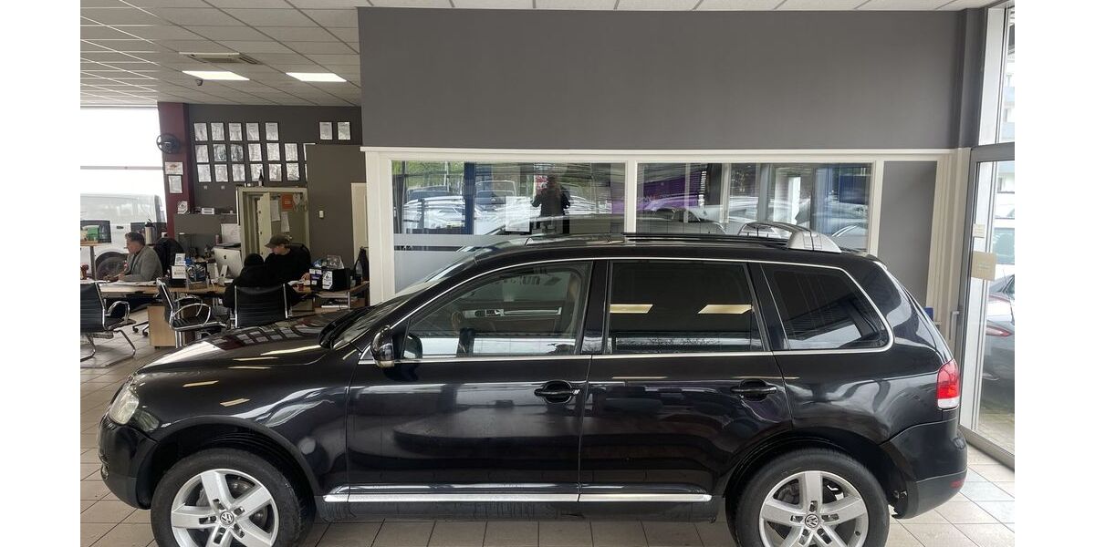 VW Touareg 241.360 km 5.590 &euro; Hannover 30419