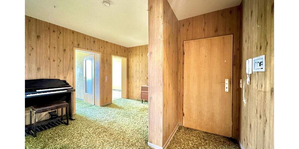 Großzügige 4-Zimmer-Wohnung mit Balkon und viel Potenzial - Ideal für Familien mit Kindern ! 4 zimmer