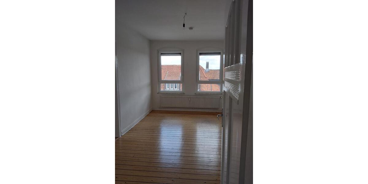 Etagenwohnung Hildesheim Himmelsthür - 4 Zimmer, 105 m&sup2;, 945&euro; | Angebot:25392851