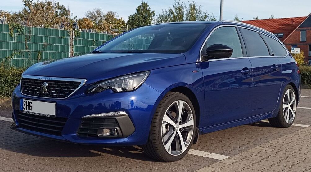 Peugeot 308 99.500 km 12.500 € Haste 31559