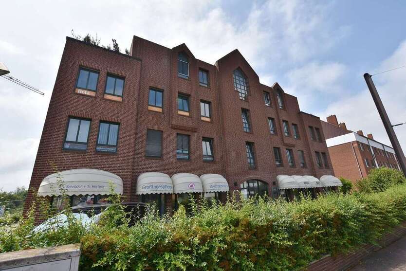 Büro in Laatzen 1.250 € 152 m²