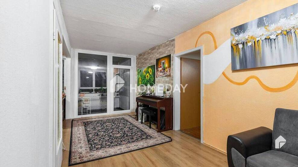 Geräumige 4-Zimmer-Wohnung mit Loggia in zentraler Lage von Sarstedt