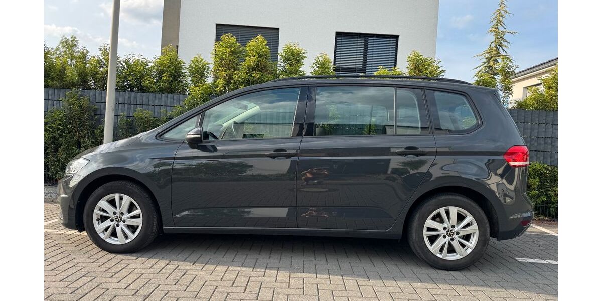 VW Touran 72.500 km 22.998 &euro; Hannover 30457