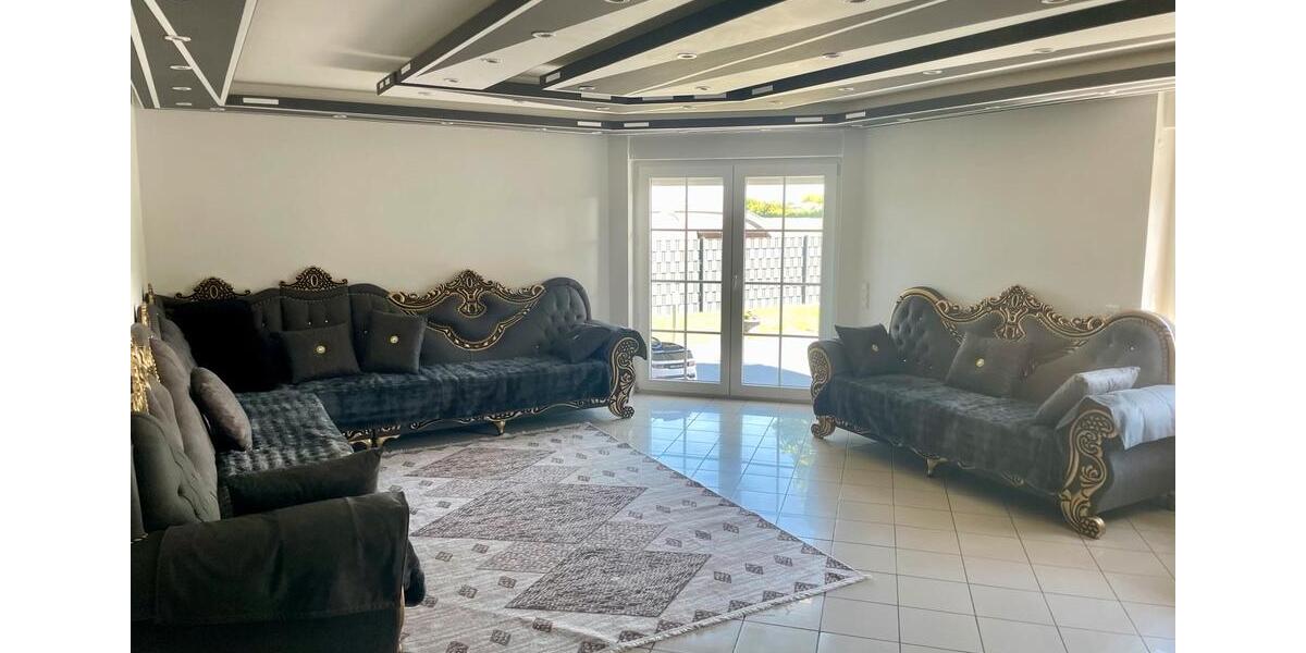 Doppelhaushälfte Sehnde - 7 Zimmer, 200 m&sup2;, 680.000&euro; | Angebot:26741577