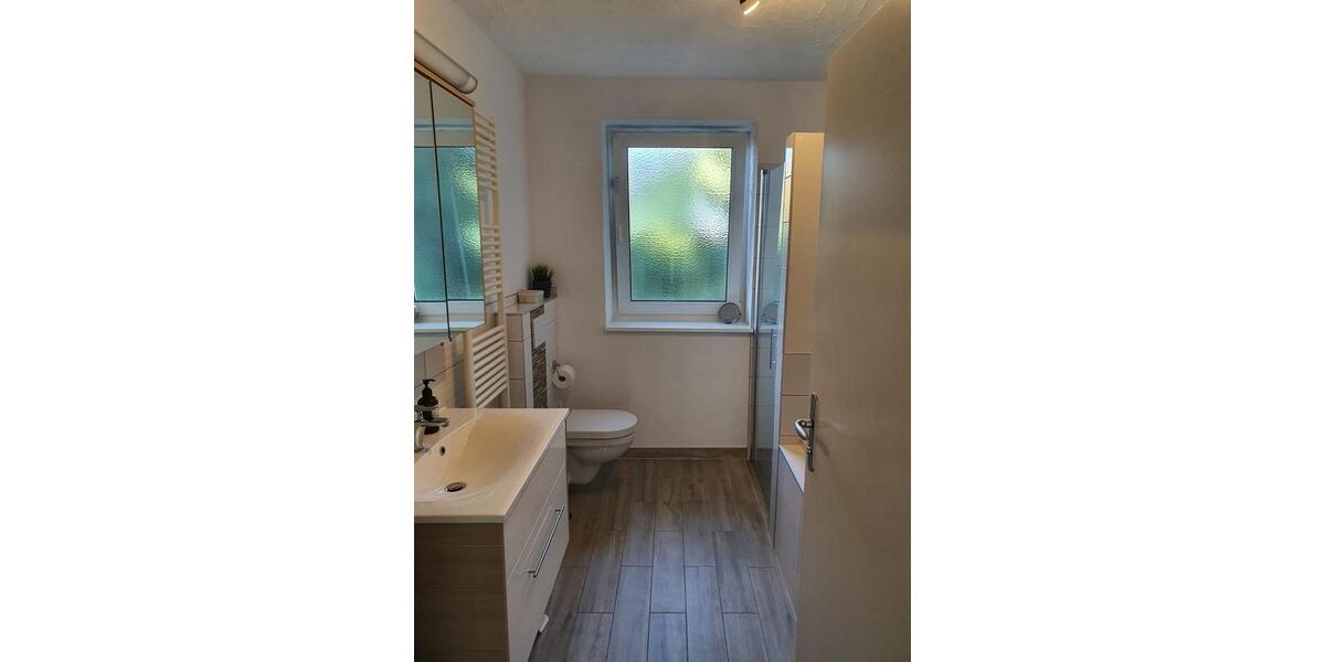 Mehrfamilienhaus, Wohnhaus Langenhagen - 8 Zimmer, 260 m&sup2;, 720.000&euro; | Angebot:26107856