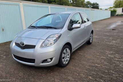 Toyota Yaris 25.900 km 6.300 &euro; Hannover 30657