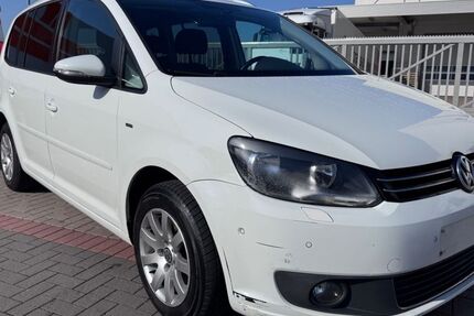 VW Touran 341.000 km 4.444 &euro; Hannover 30179