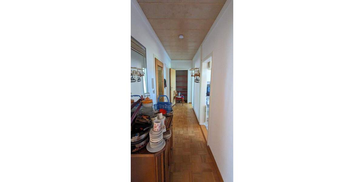 Renovierungsbedürftiges Haus mit viel Potential in Weetzen zu Verkaufen 8 zimmer