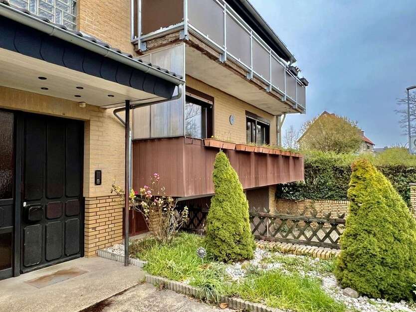 Haus zum Kaufen in Garbsen Berenbostel 625.000 € 275 m² 10 zimmer