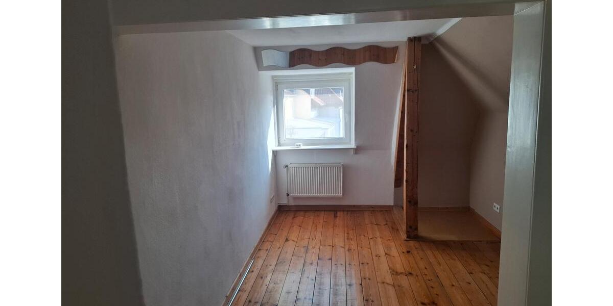 Dachgeschoßwohnung Hannover Döhren-Wülfel - 3 Zimmer, 77 m&sup2;, 249.000&euro; | Angebot:27273543