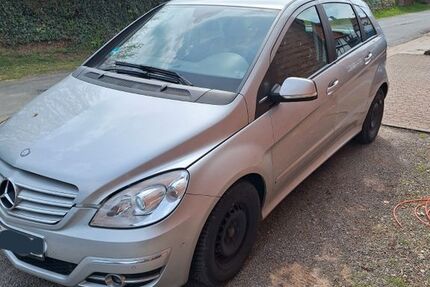 Mercedes-Benz B 180 135.600 km 5.900 &euro; Hülsede 31867