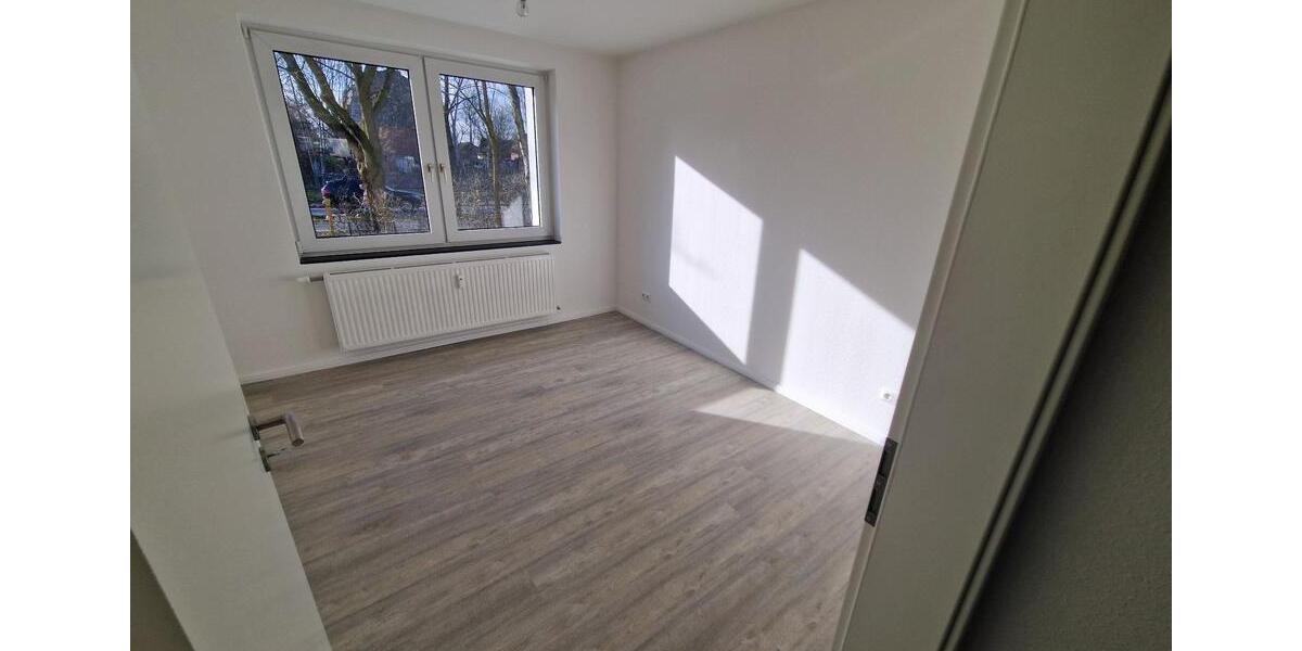 Erdgeschoßwohnung Isernhagen - 3 Zimmer, 75 m&sup2;, 950&euro; | Angebot:25409436
