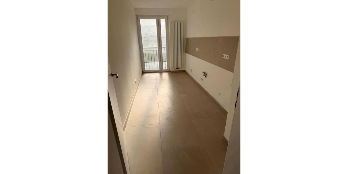 Etagenwohnung Hannover Nord - 4 Zimmer, 95 m&sup2;, 1.600&euro; | Angebot:27570616