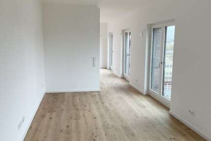 Wohnung zum Mieten in Hannover 721,66 € 100.23 m² 4 zimmer