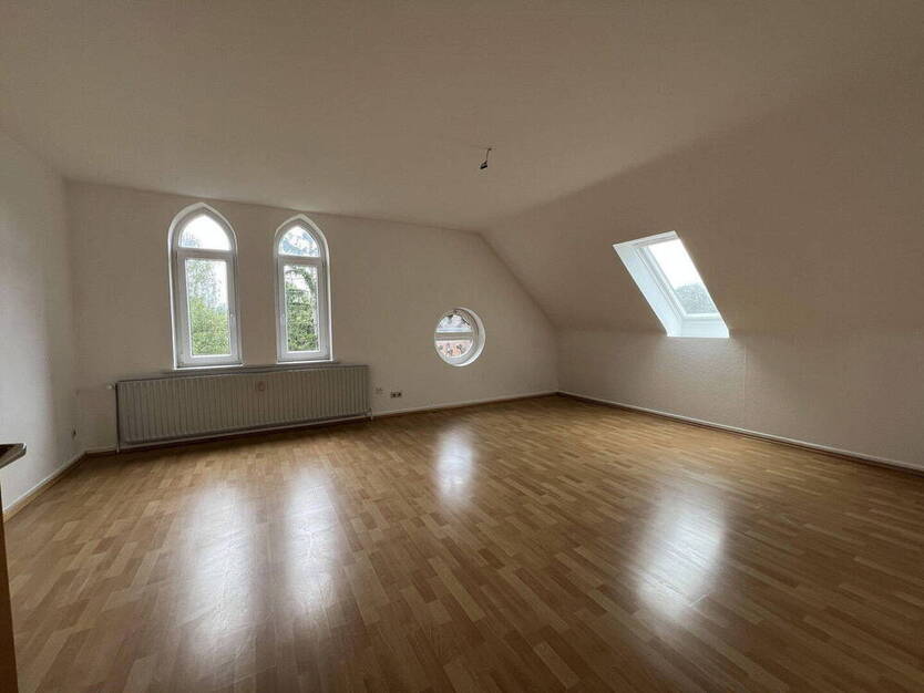 DG-Wohnung auf historischer Hofstelle im alten Dorf von Hemmingen nur 7 km vom AEGI