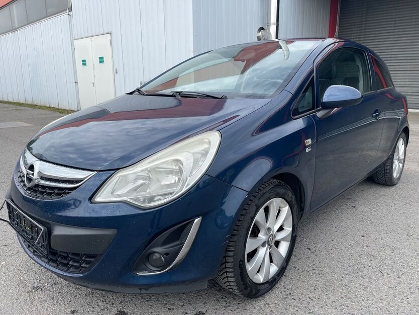 Opel Corsa 124.604 km 3.299 € Hannover 30629