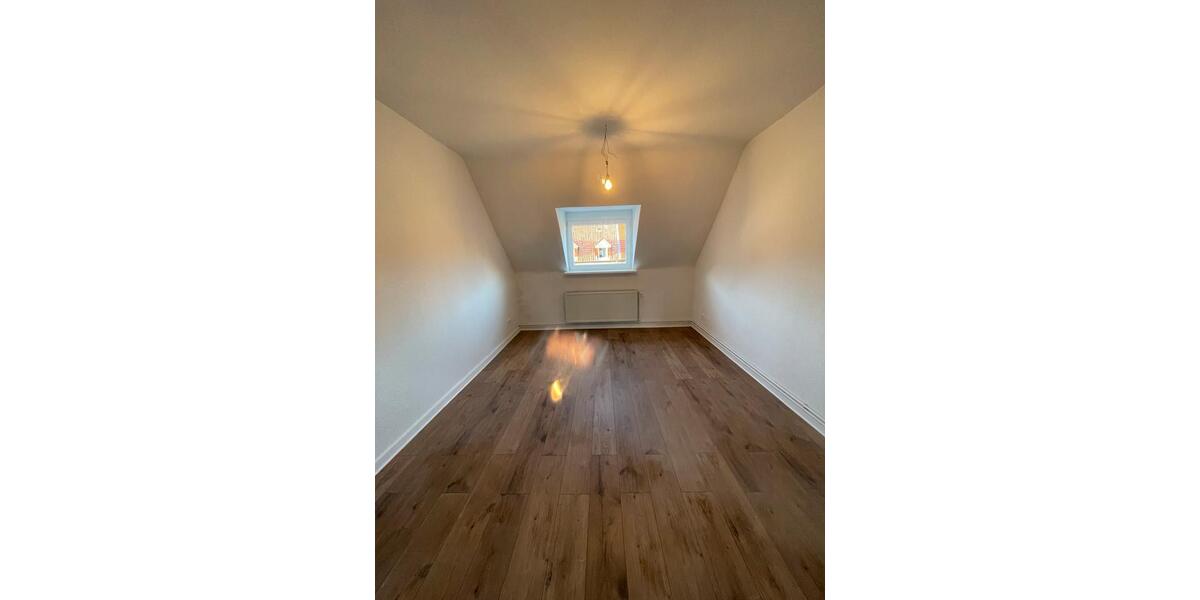 Dachgeschoßwohnung Hannover Linden-Limmer - 2 Zimmer, 51 m&sup2;, 500&euro; | Angebot:27625446
