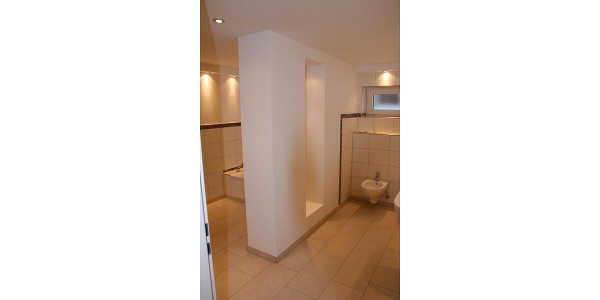 Doppelhaushälfte Lehrte - 5 Zimmer, 138 m&sup2;, 1.600&euro; | Angebot:26615350