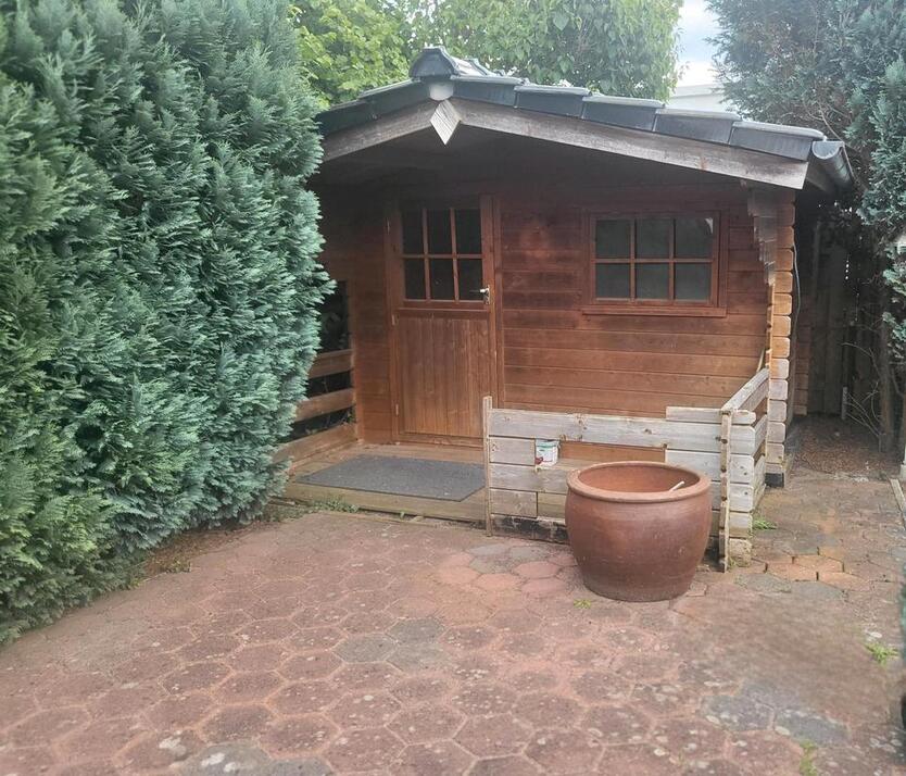 Heller Bungalow mit Garage in Isernhagen NB PROVISIONSFREI