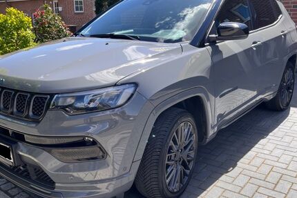 Jeep Compass 69.000 km 22.500 € Burgwedel 30938