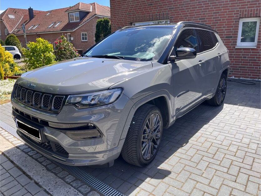 Jeep Compass 69.000 km 22.500 € Burgwedel 30938