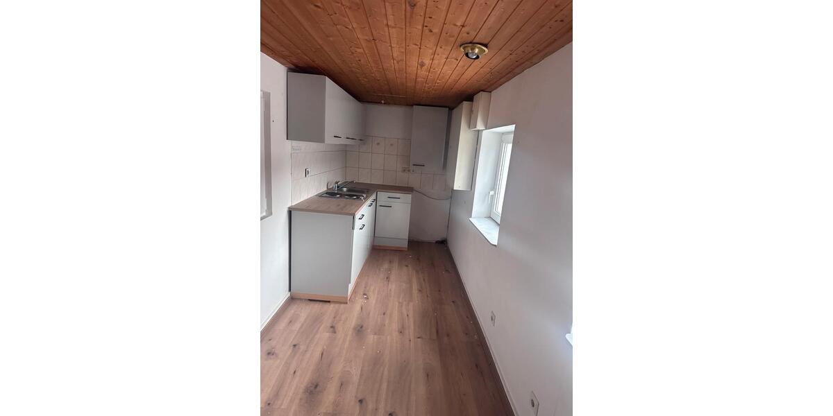 Reihenhaus Sehnde - 3 Zimmer, 80 m&sup2;, 10&euro; | Angebot:24981191