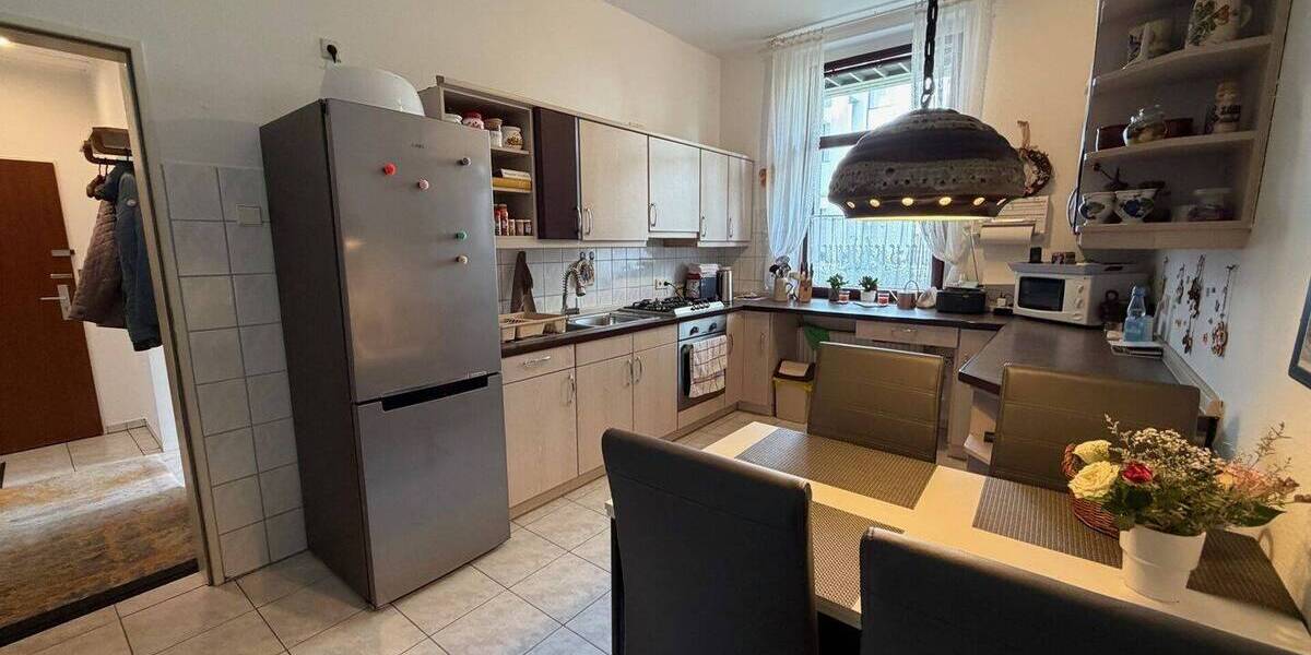 Etagenwohnung Hannover List - 3 Zimmer, 81 m&sup2;, 285.000&euro; | Angebot:26472104