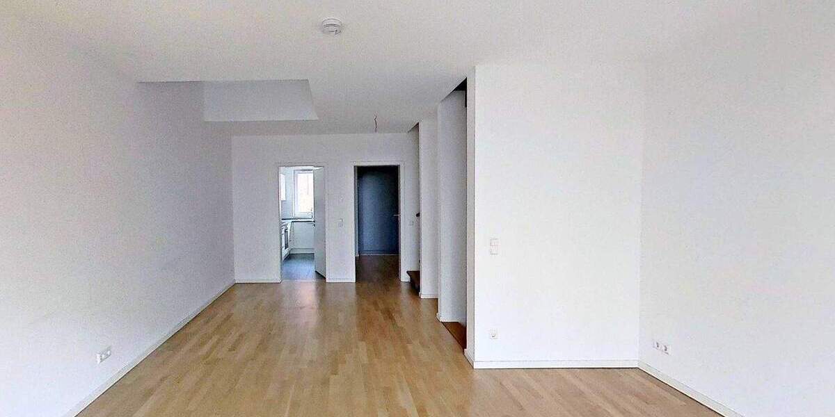 FAMILIEN AUFGEPASST: Modernes Reihenendhaus mit 4,5 Zimmern, 2 Bädern, EBK, Terrasse, Keller u.v.m. in Hannover 4 zimmer