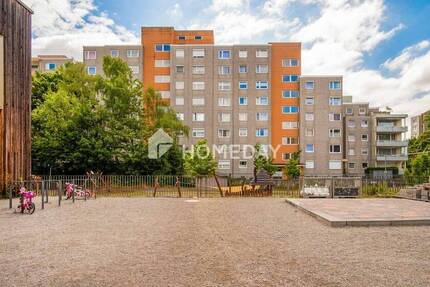 Gepflegte 4-Zimmer-Wohnung mit Loggia, EBK und Stellplatz in beliebter Lage