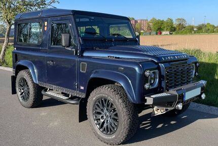 Land Rover Defender 69.900 km 47.900 &euro; Garbsen 30823