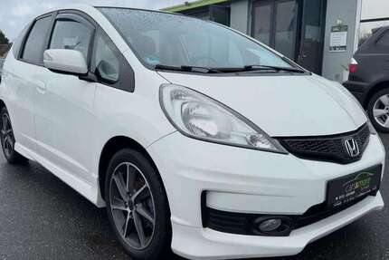 Honda Jazz 183.000 km 5.999 &euro; Garbsen 30827
