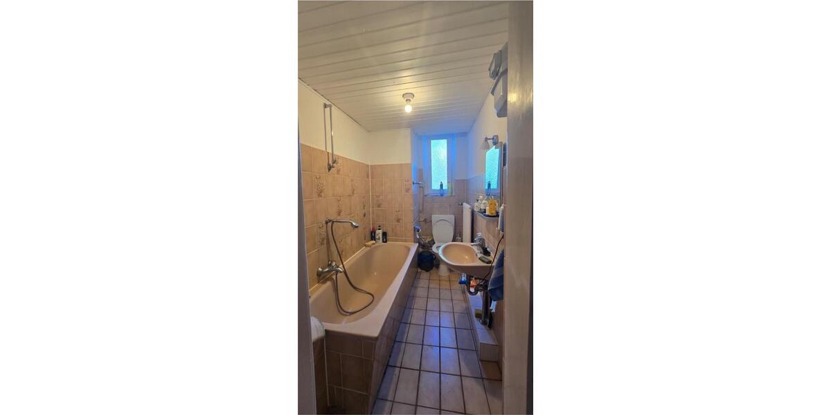 Etagenwohnung Hannover Vahrenwald-List - 3 Zimmer, 19 m&sup2;, 525&euro; | Angebot:27553597