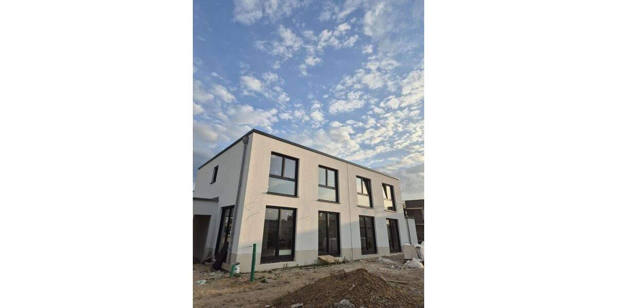 Doppelhaushälfte Neubau in GehrdenNorthen 5 zimmer